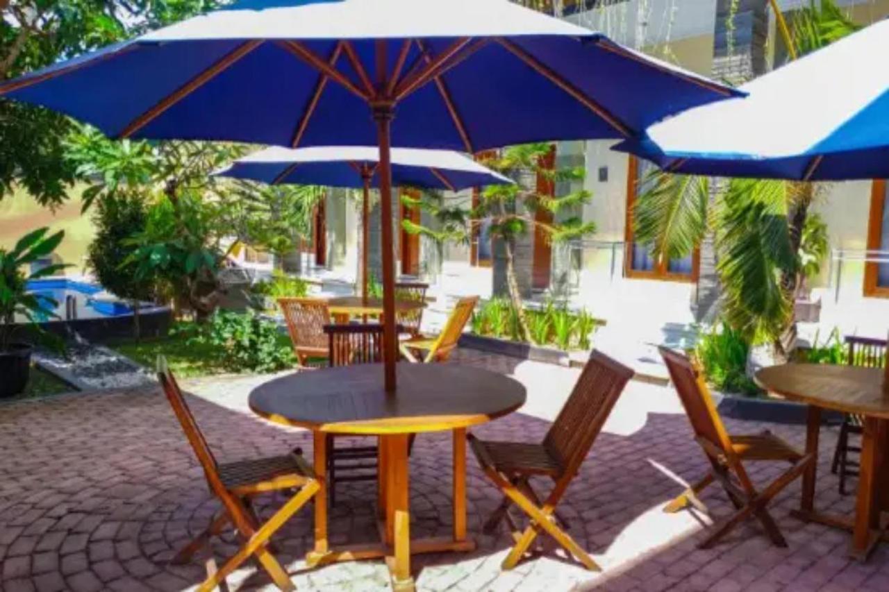 Oyo Flagship 91237 Ratu Guest House Kedunganan Eksteriør bilde