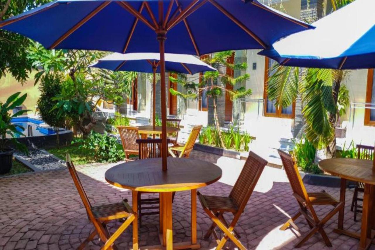 Oyo Flagship 91237 Ratu Guest House Kedunganan Eksteriør bilde